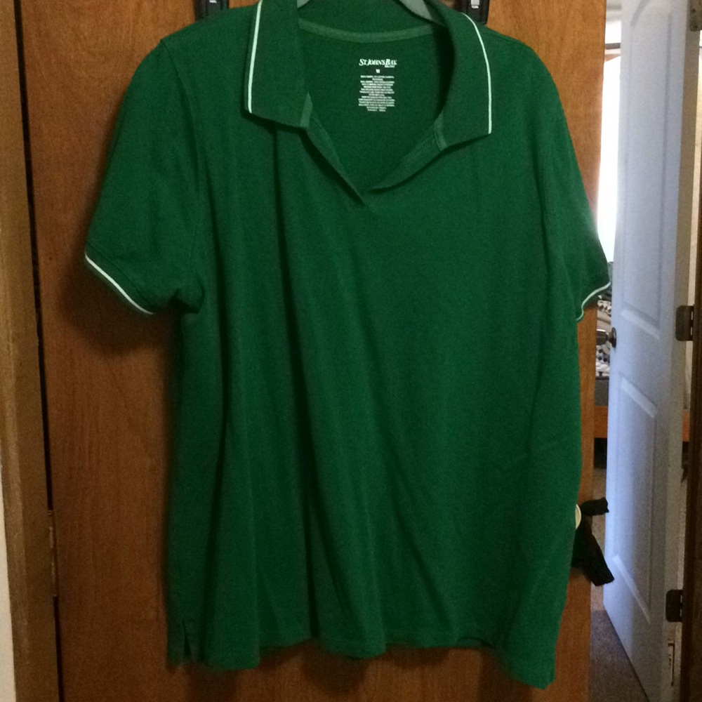 V-neck polo